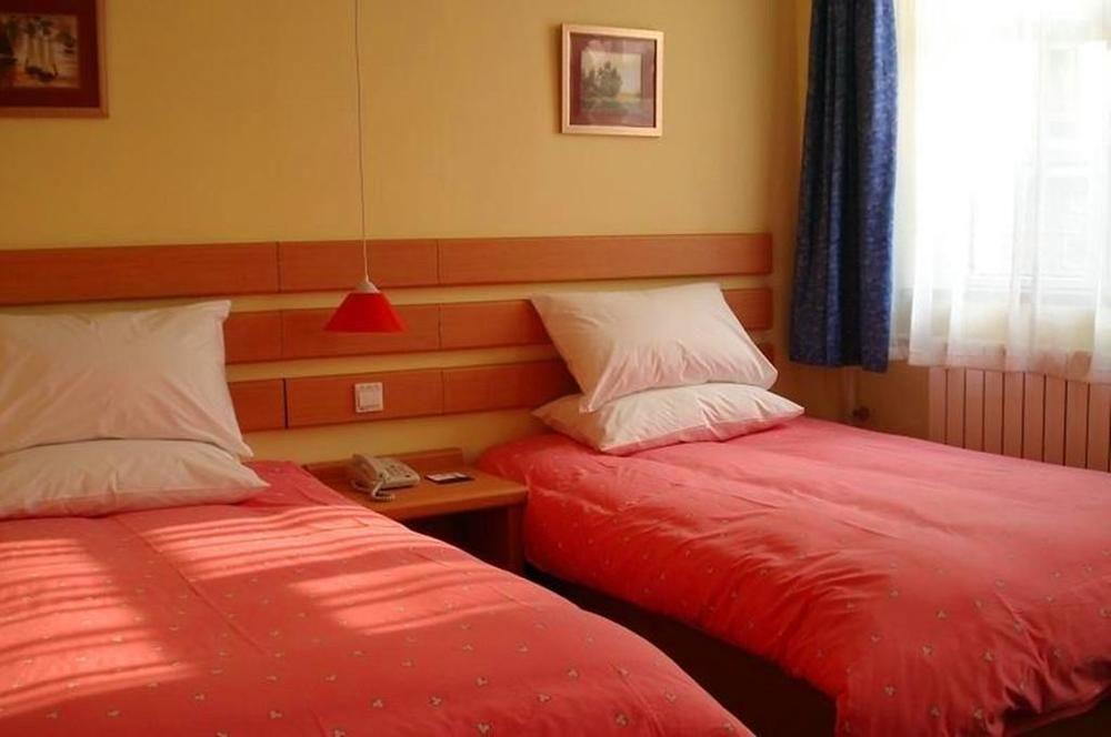 Home Inn Dalian Development Zone Light Railway Station 외부 사진