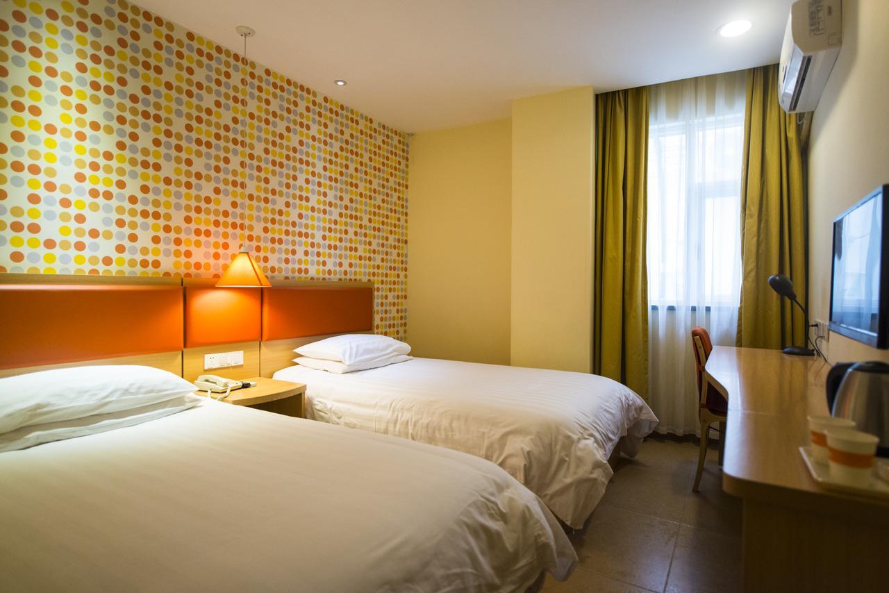 Home Inn Dalian Development Zone Light Railway Station 외부 사진