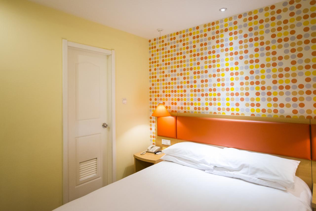 Home Inn Dalian Development Zone Light Railway Station 외부 사진